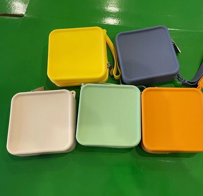 100%食品グレードのシリコン化粧品袋 化粧品用品の収納箱