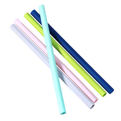 深?? 市はBPAフリーシリコン 旅用の開けるストローを販売しています カスタム色 230*11mm/17g