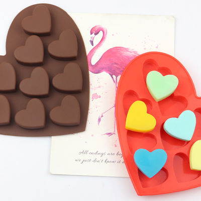 10つの心臓状のチョコレートキッチン用品のための使い捨ての深赤色シリコン石けんのカビ