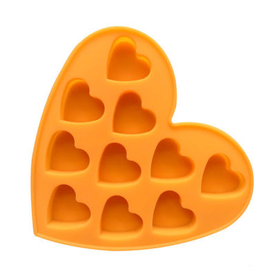 10つの心臓状のチョコレートキッチン用品のための使い捨ての深赤色シリコン石けんのカビ
