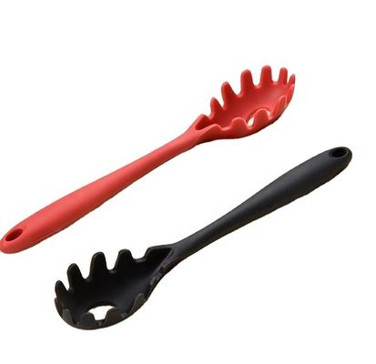 粘りしない 持ち運び可能な シリコン パスタ スプーン 調理用 環境に優しい キッチン用具